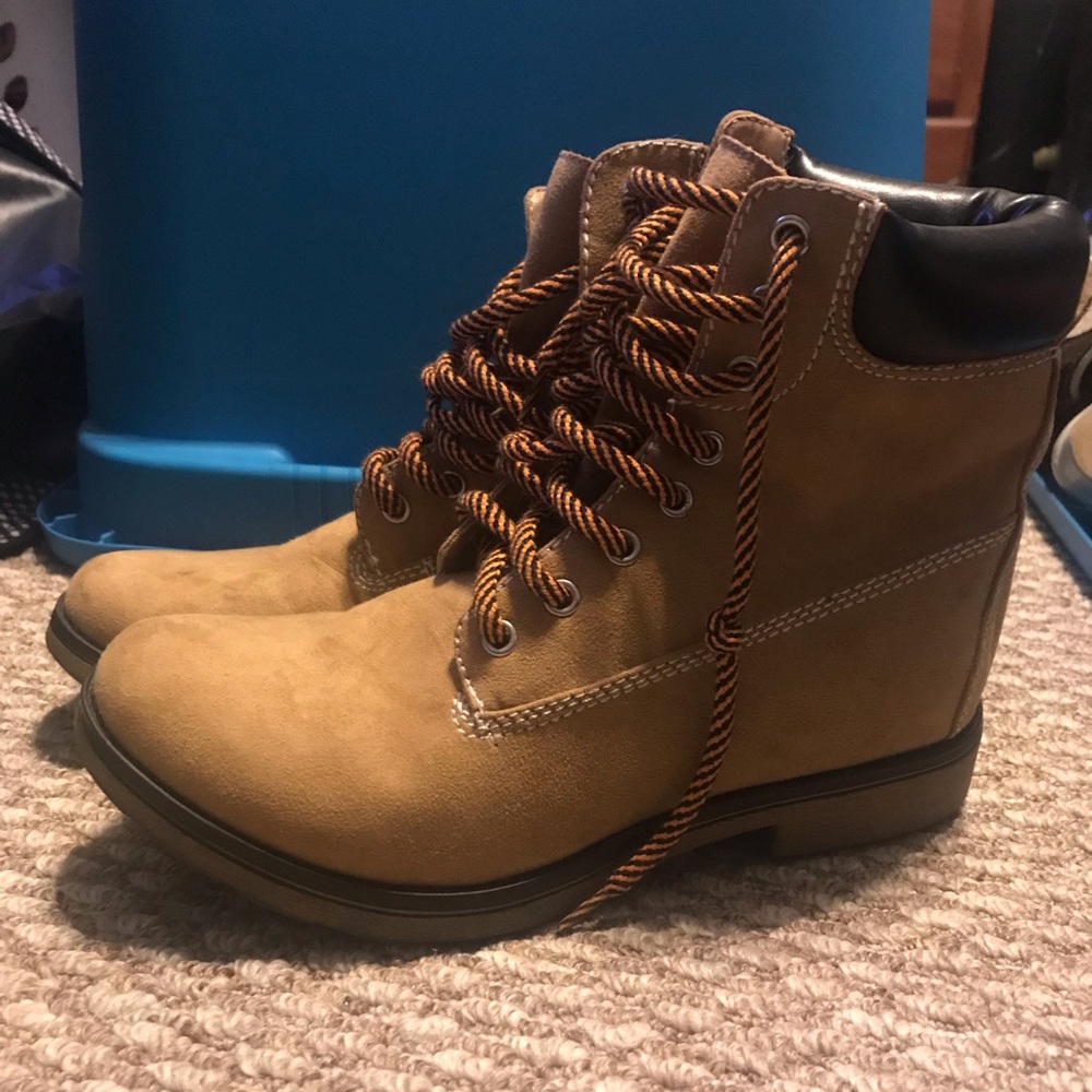 Candies boots